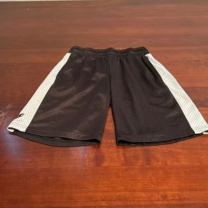 Starter brand girls basketball shorts